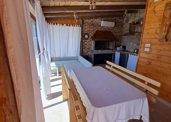 Vineyard House Дом отдыха Grizane-Belgrad